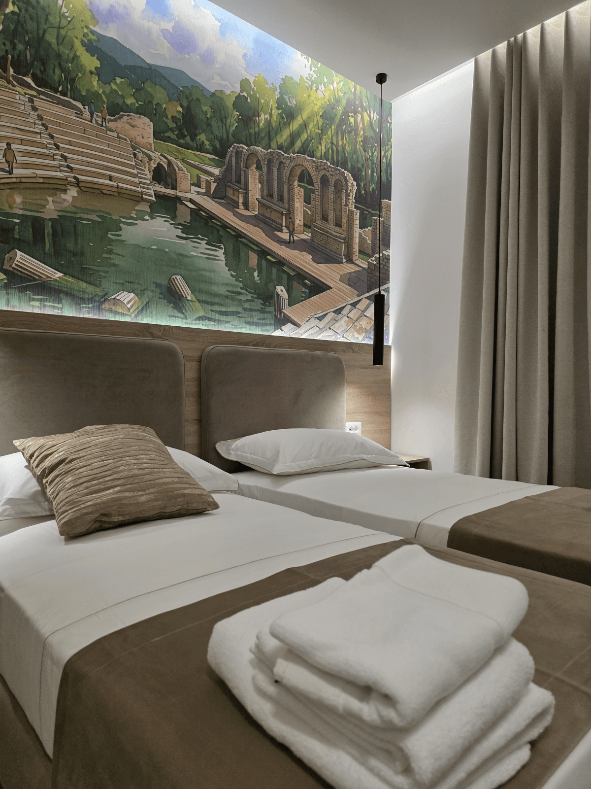 Triple Room